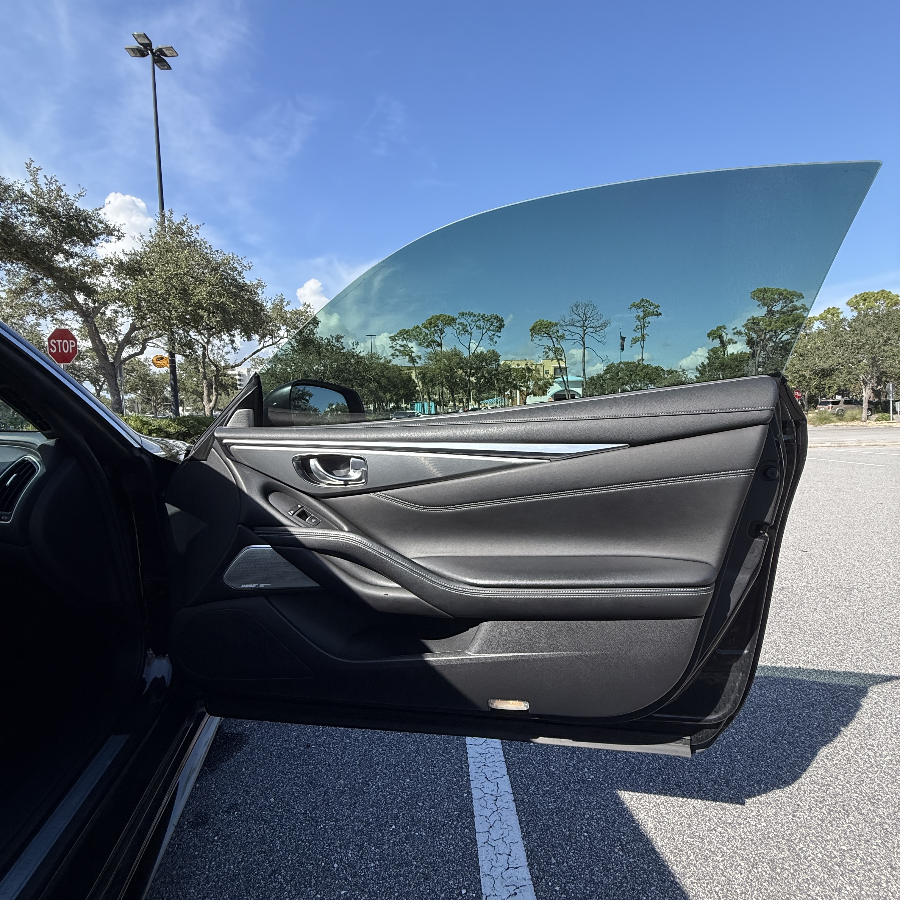 Used 2017 INFINITI Q60 3.0t w/ Premium Plus Package 3.0T RWD image 21