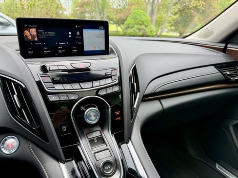 Used 2023 Acura RDX AWD w/ Advance Package image 16