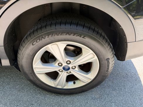 Used 2014 Ford Escape SE w/ Equipment Group 201A FWD image 16