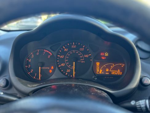 Used 2005 Toyota Celica GT image 8