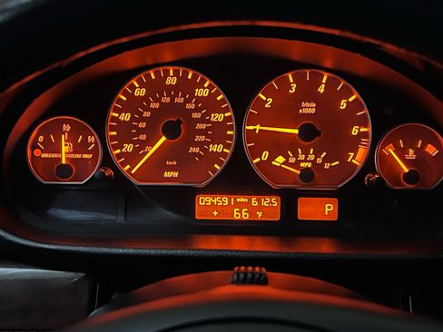 Used 2006 BMW 330Ci Convertible image 4