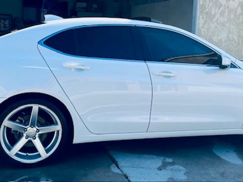 Used 2016 Acura TLX image 18