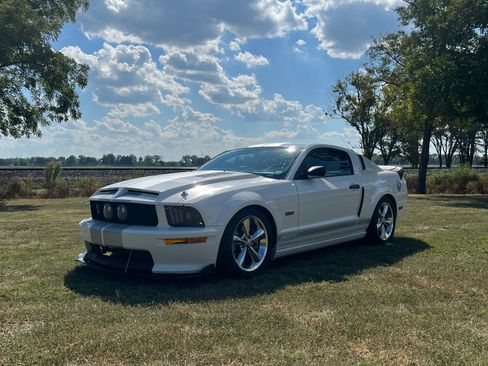 Used 2007 Ford Mustang GT Premium RWD image 1