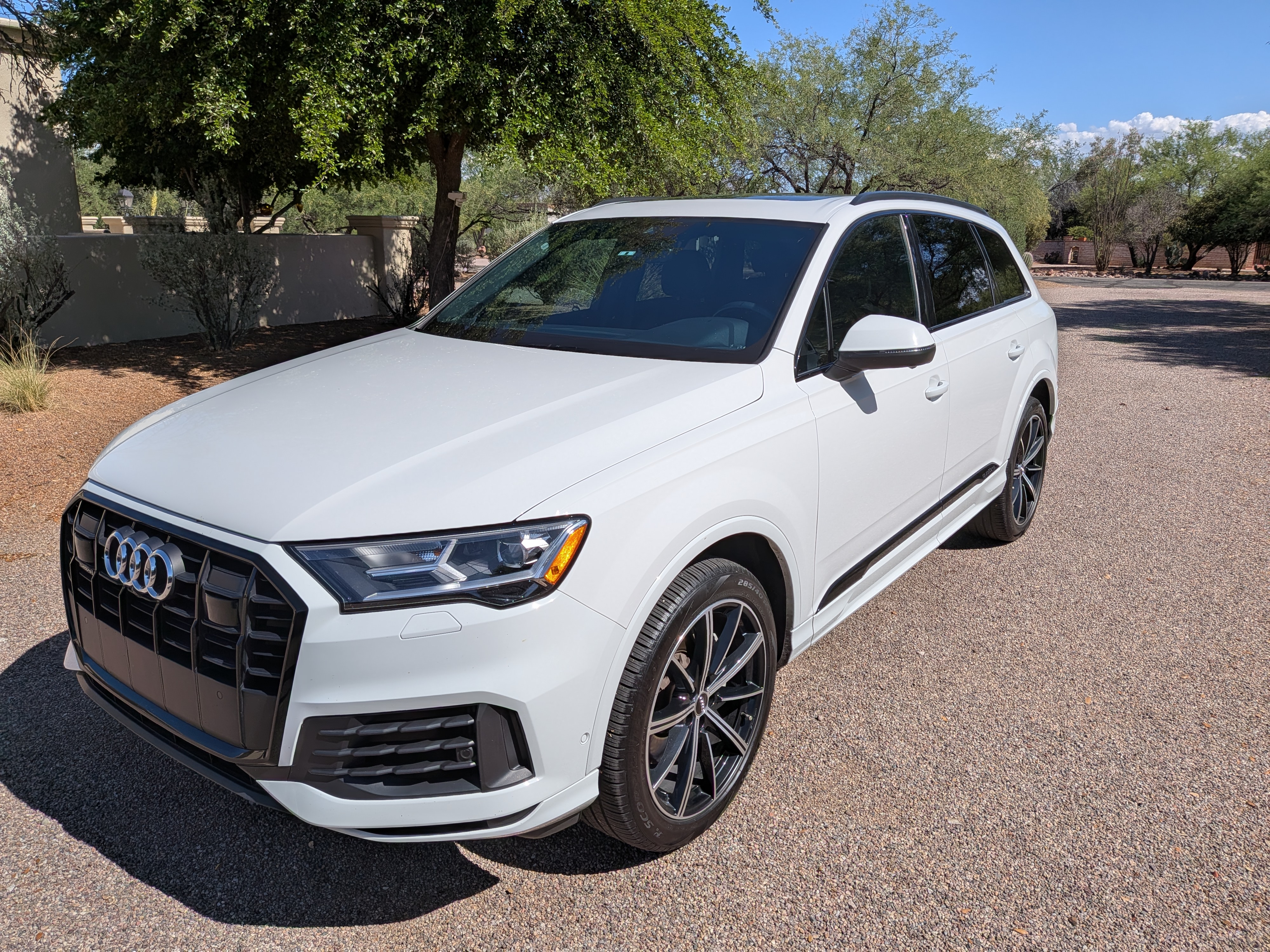 Used 2021 Audi Q7 3.0T Premium Plus w/ Executive Package AWD/4WD image 1