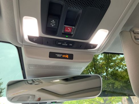 Used 2025 Honda Accord Touring image 14