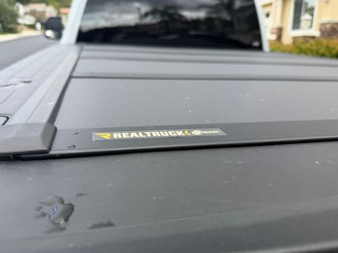 Used 2025 Ford F250 Lariat w/ Tremor Off-Road Package AWD/4WD image 9