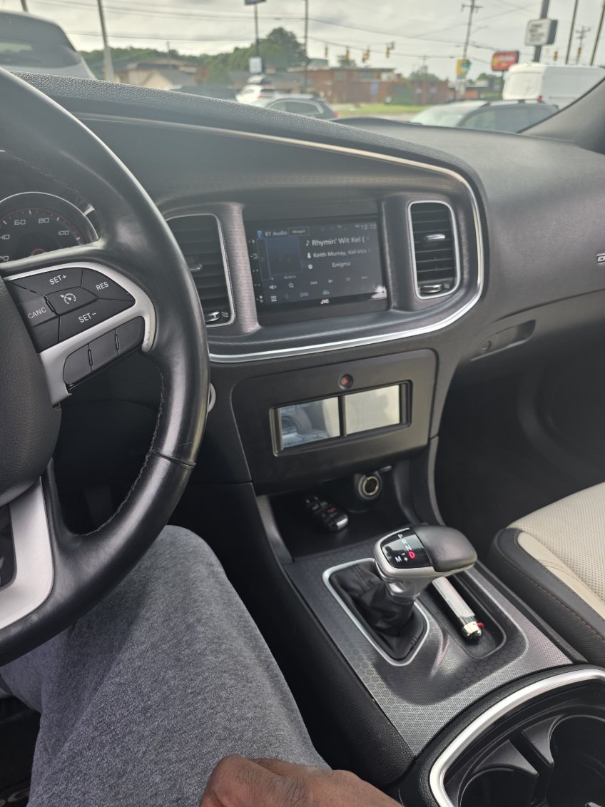 Used 2017 Dodge Charger SXT w/ Plus Group RWD image 19