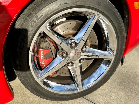 Used 2008 Chevrolet Corvette Convertible w/ Preferred Equipment Group image 6