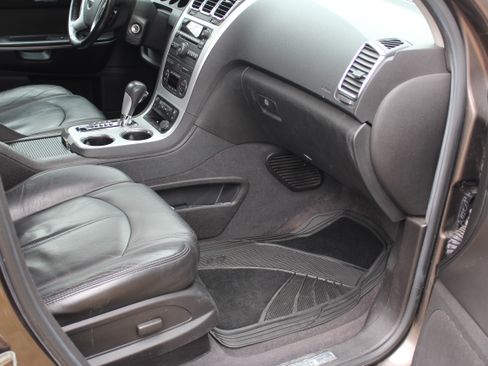 Used 2010 GMC Acadia SLT w/ Spring Special Package SLT-1 image 13