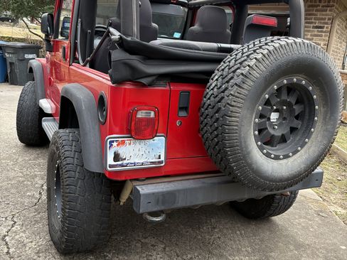 Used 2006 Jeep Wrangler X w/ Premium Audio Group AWD/4WD image 6