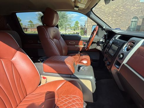 Used 2012 Ford F150 XLT w/ XLT Chrome Pkg image 11