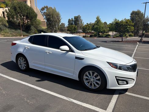 Used 2015 Kia Optima EX FWD image 8