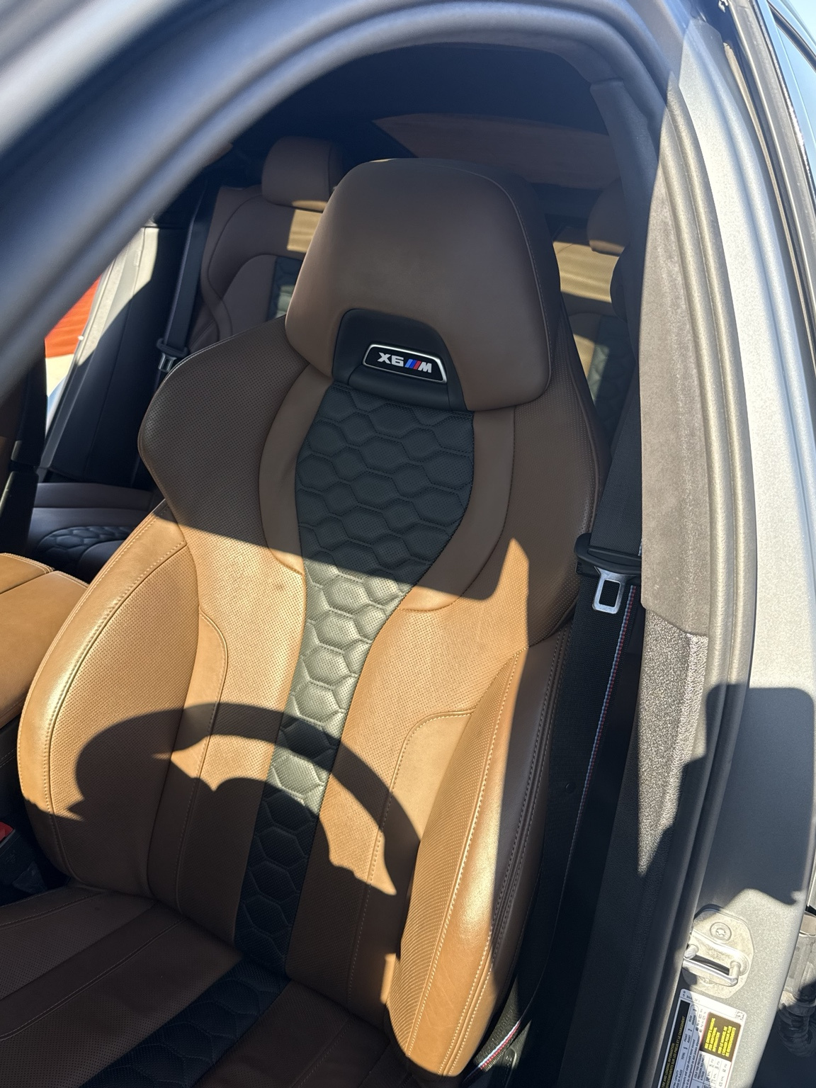 Used 2025 BMW X6 M Competition w/ Executive Package AWD/4WD image 24