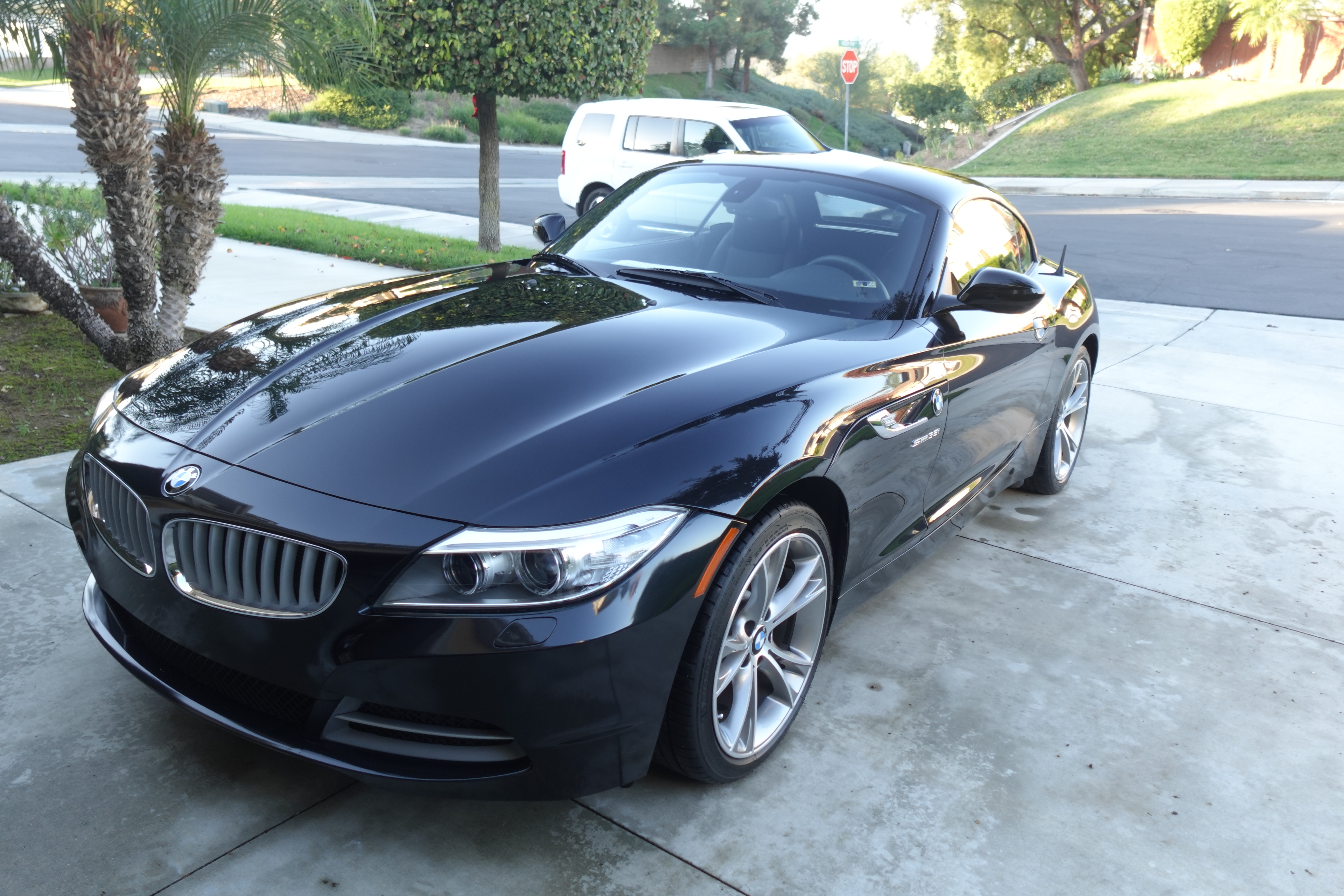Used 2014 BMW Z4 sDrive35i RWD image 21
