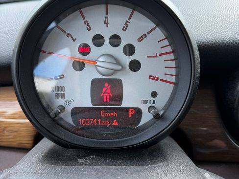 Used 2012 MINI Cooper Clubman FWD image 10