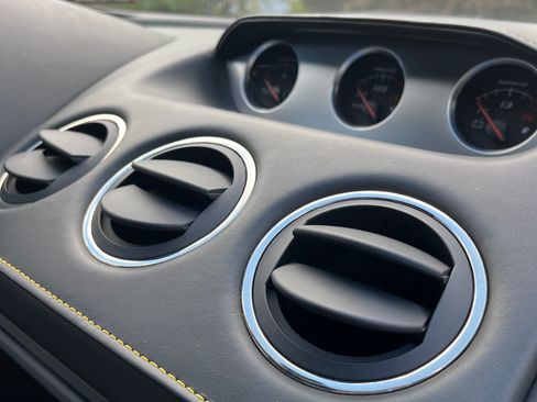 Used 2013 Lamborghini Gallardo LP 550-2 image 12