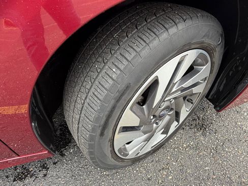 Used 2023 Subaru Legacy Limited image 11