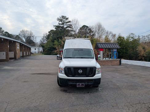 Used 2020 Nissan NV 2500 SV image 5