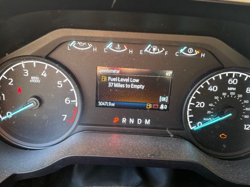 Used 2023 Ford F150 XL image 3