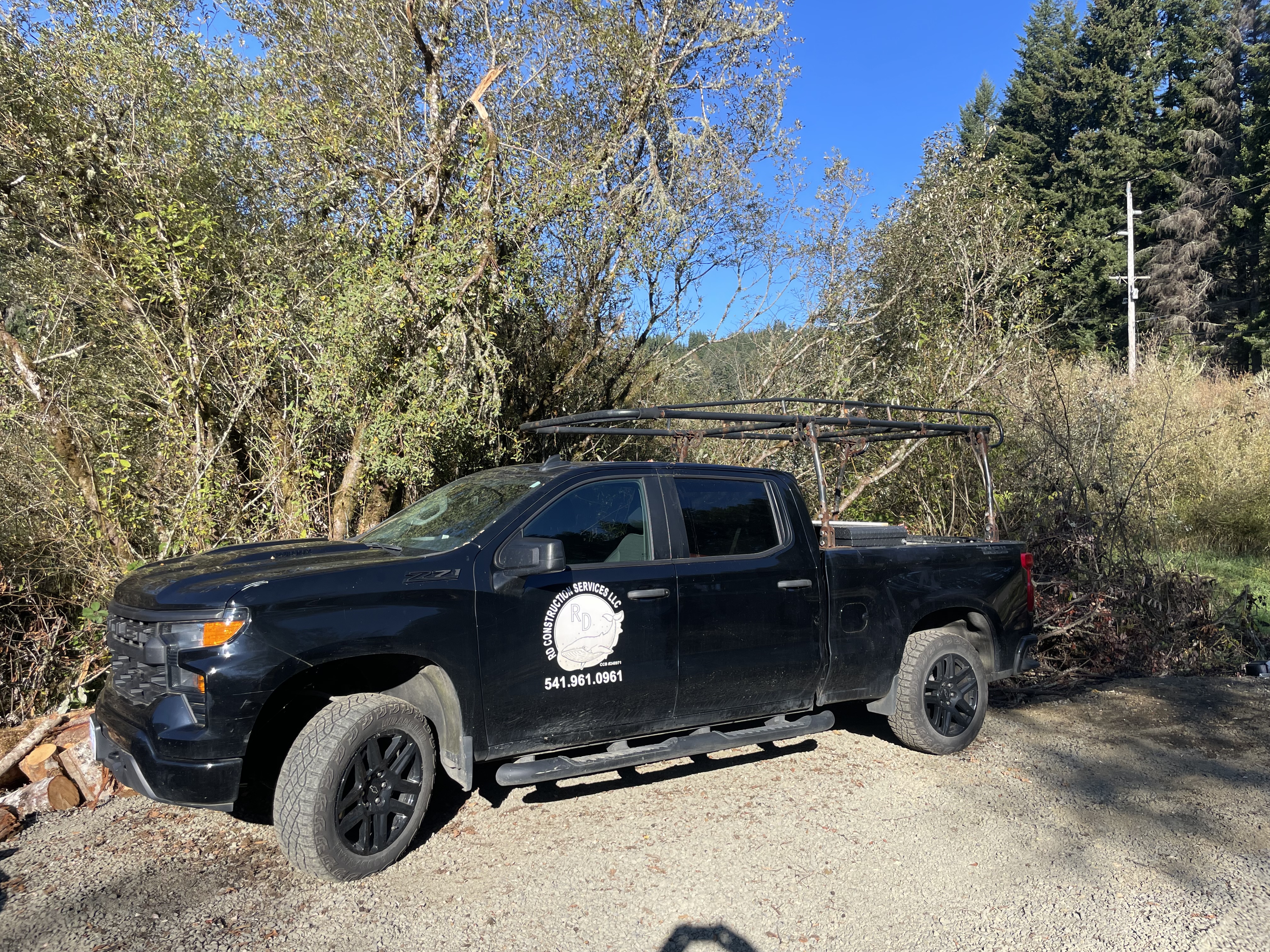 Used 2024 Chevrolet Silverado 1500 Custom Trail Boss AWD/4WD image 8