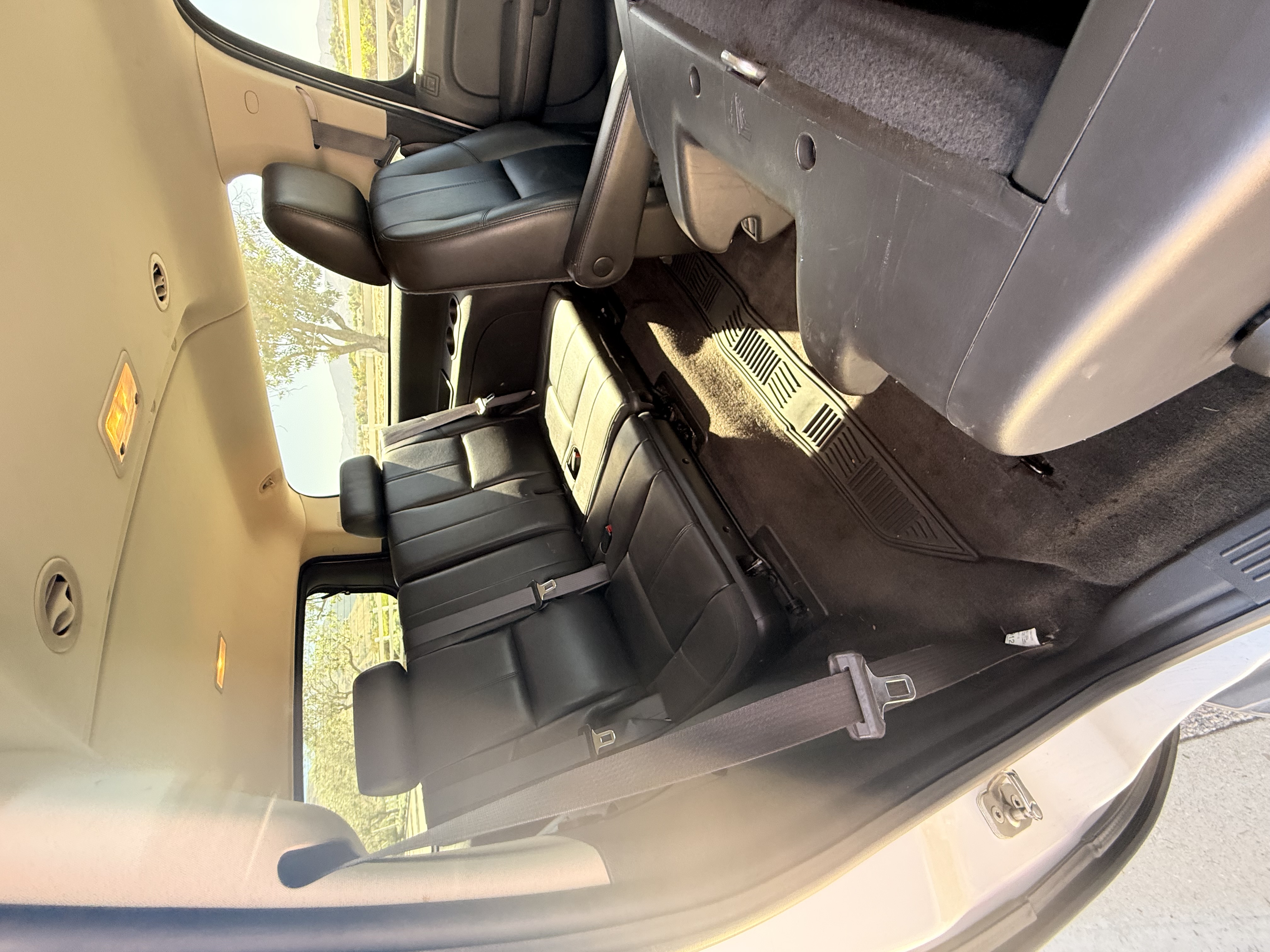 Used 2013 Chevrolet Suburban LT w/ All-Star Edition RWD image 13