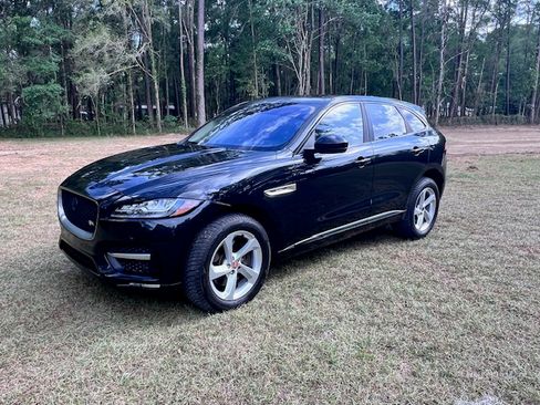 Used 2017 Jaguar F-PACE R-Sport AWD/4WD image 2
