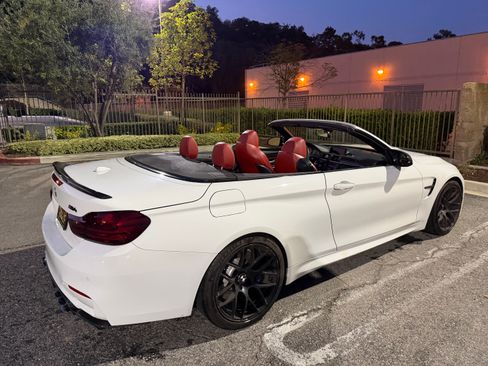 Used 2015 BMW M4 Convertible 2D image 8