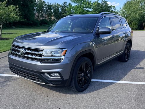 Used 2019 Volkswagen Atlas SEL Premium AWD/4WD image 2