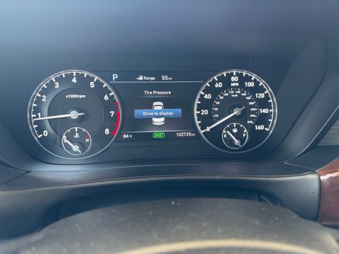 Used 2019 Genesis G90 5.0 Ultimate RWD image 8