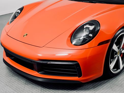 Used 2020 Porsche 911 Carrera S image 13