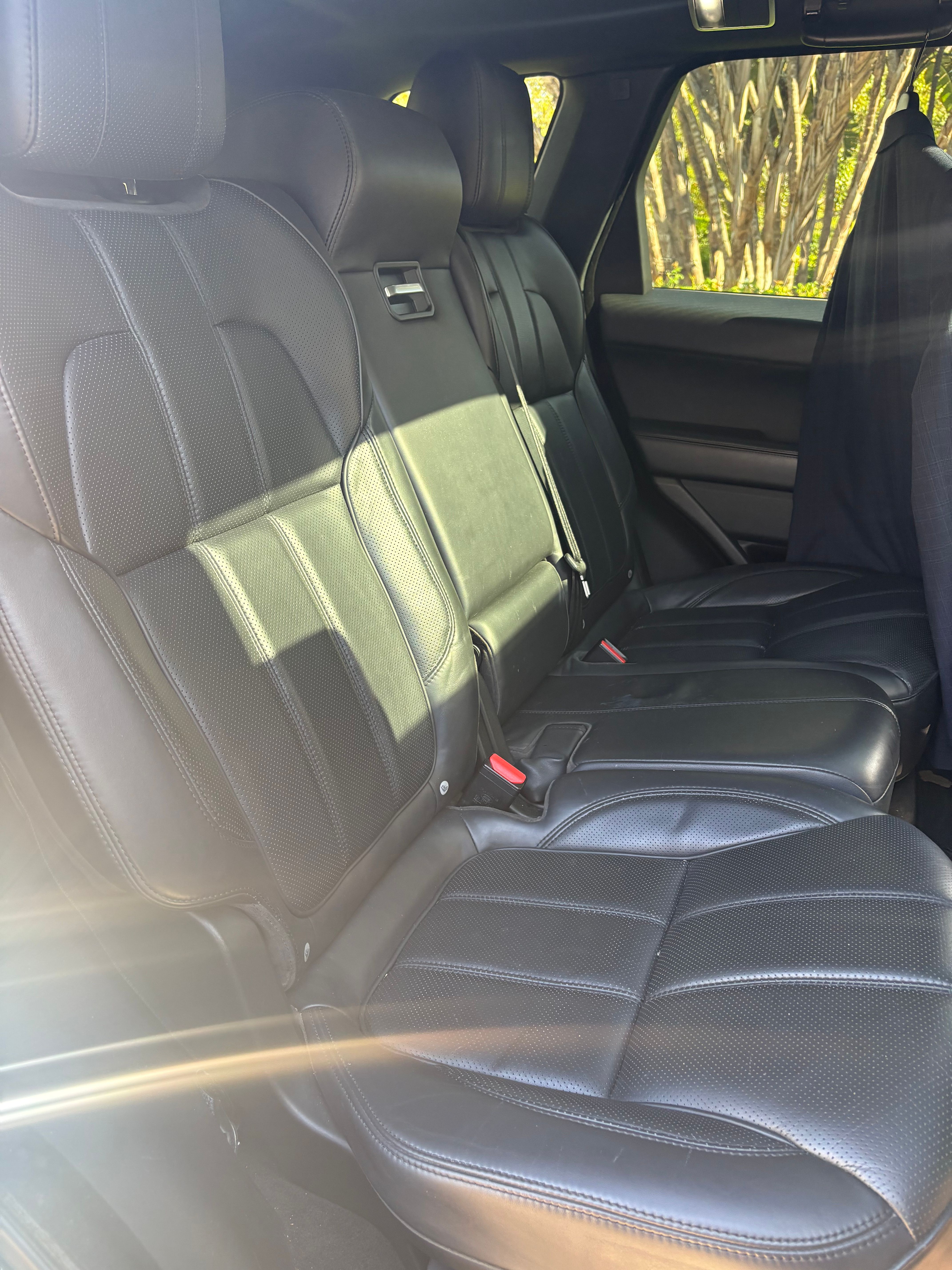 Used 2016 Land Rover Range Rover Sport HSE AWD/4WD image 11