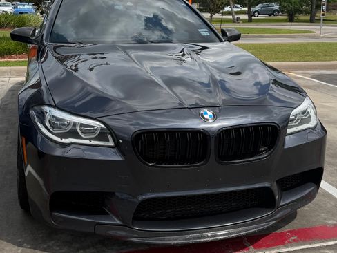 Used 2016 BMW M5 RWD image 4