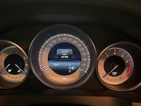 Used 2016 Mercedes-Benz E 400 Cabriolet image 4