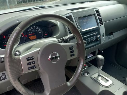 Used 2021 Nissan Frontier S w/ S Utility Package image 10