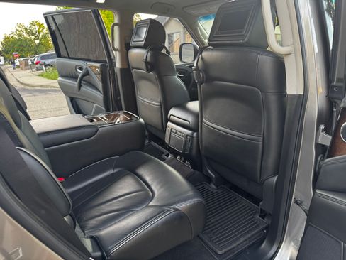 Used 2013 INFINITI QX56 4WD w/ Deluxe Touring Pkg image 25