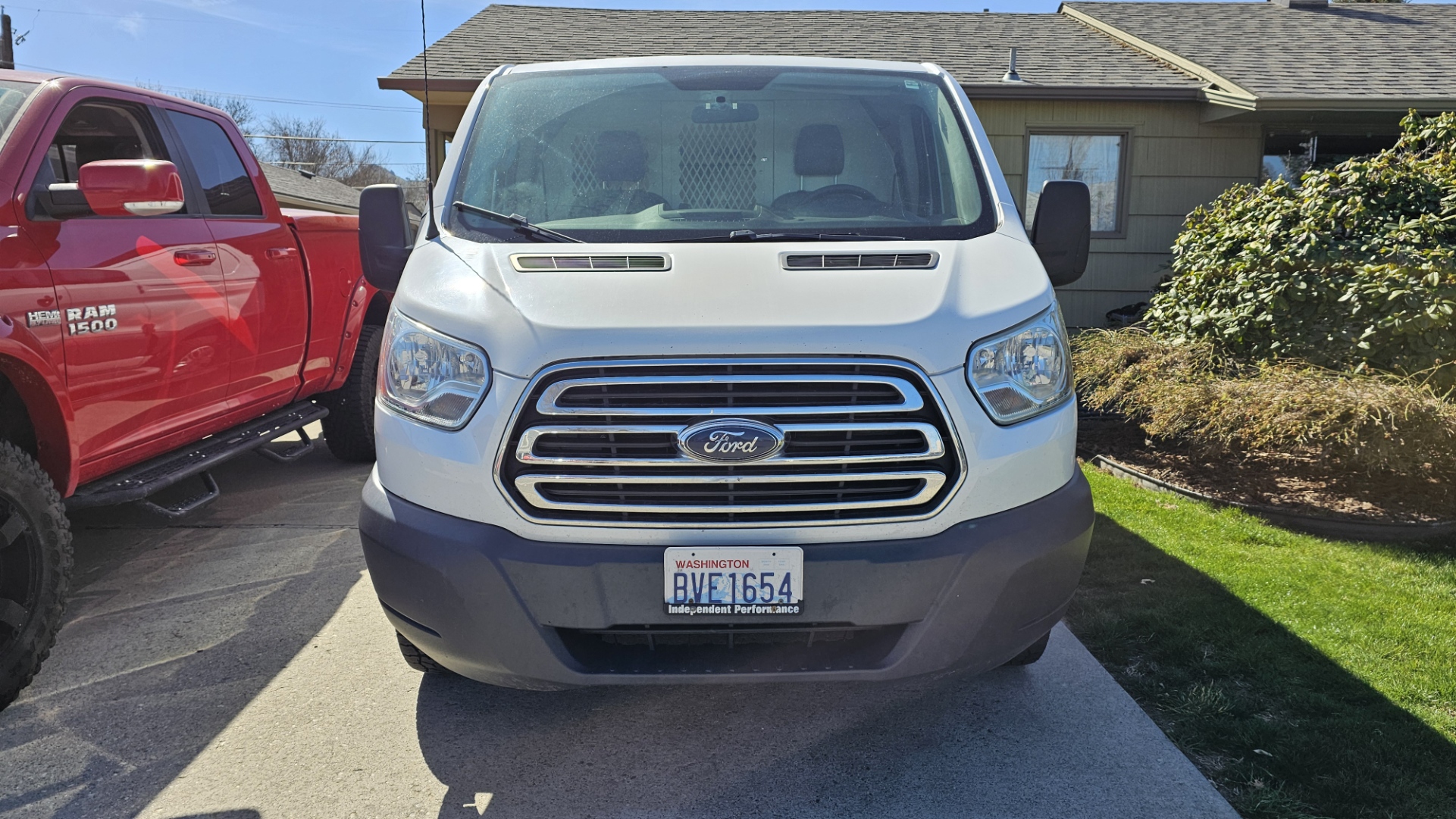 Used 2015 Ford Transit 250 130 Low Roof w/ Exterior Upgrade Package RWD image 2