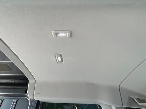 Used 2021 Ford Transit 350 Medium Roof image 11