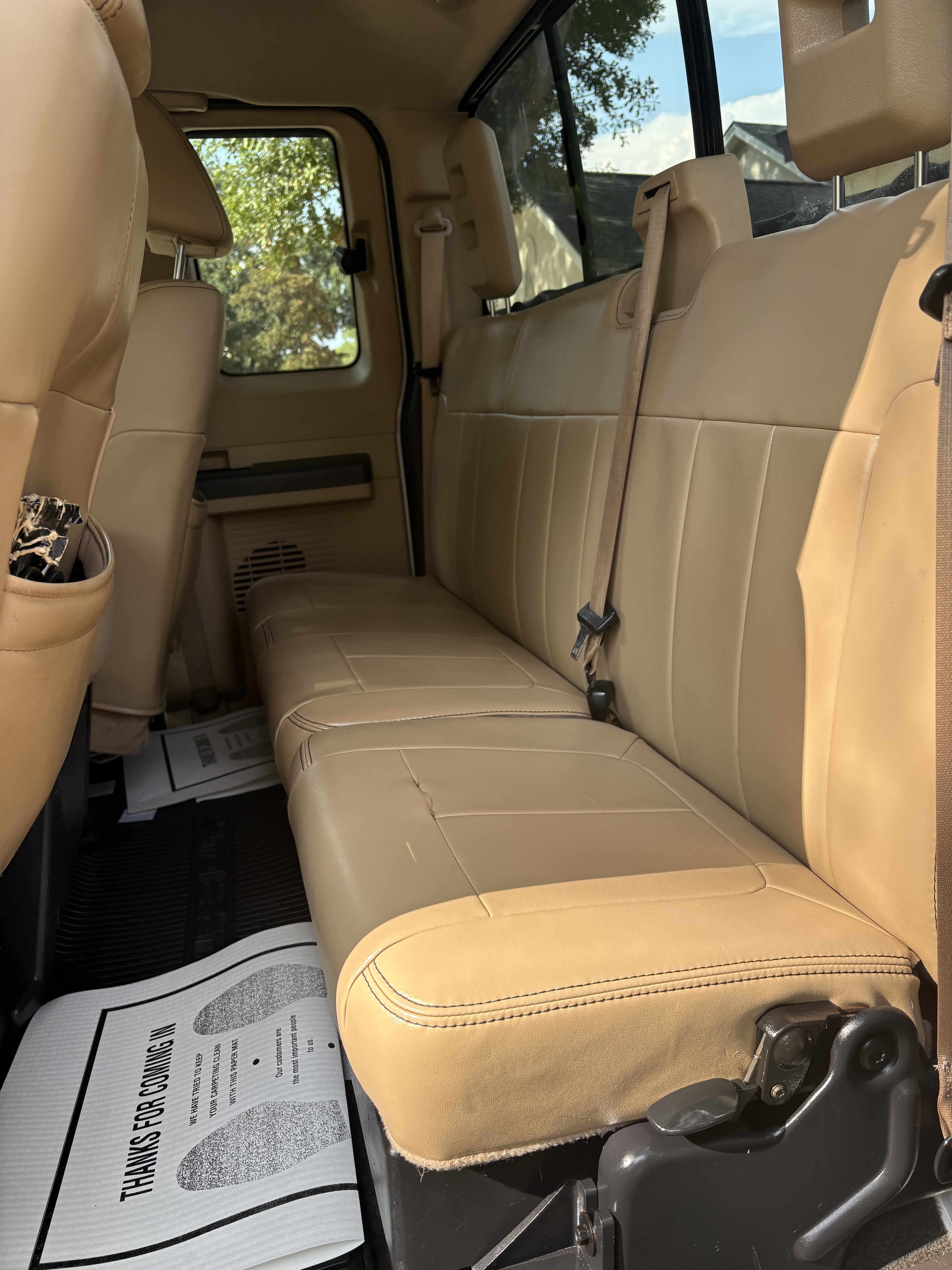 Used 2011 Ford F250 Lariat w/ Lariat Interior Pkg AWD/4WD image 11