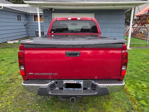 Used 2005 Chevrolet Colorado LS w/ Power Convenience Package image 9