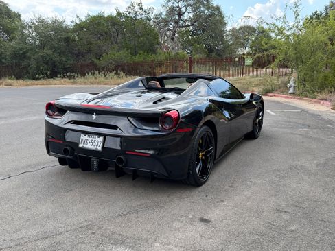 Used 2017 Ferrari 488 Spider RWD image 6