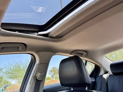 Used 2014 Acura ILX w/ Technology Package FWD image 15