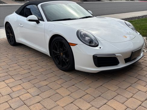 Used 2017 Porsche 911 Carrera image 2