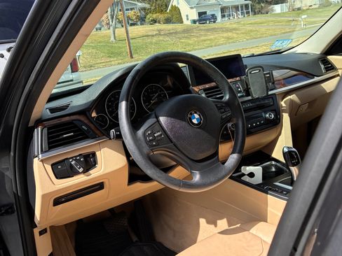 Used 2013 BMW 328i xDrive Sedan image 9