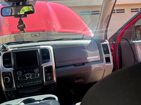 Used 2018 RAM 1500 Big Horn image 13