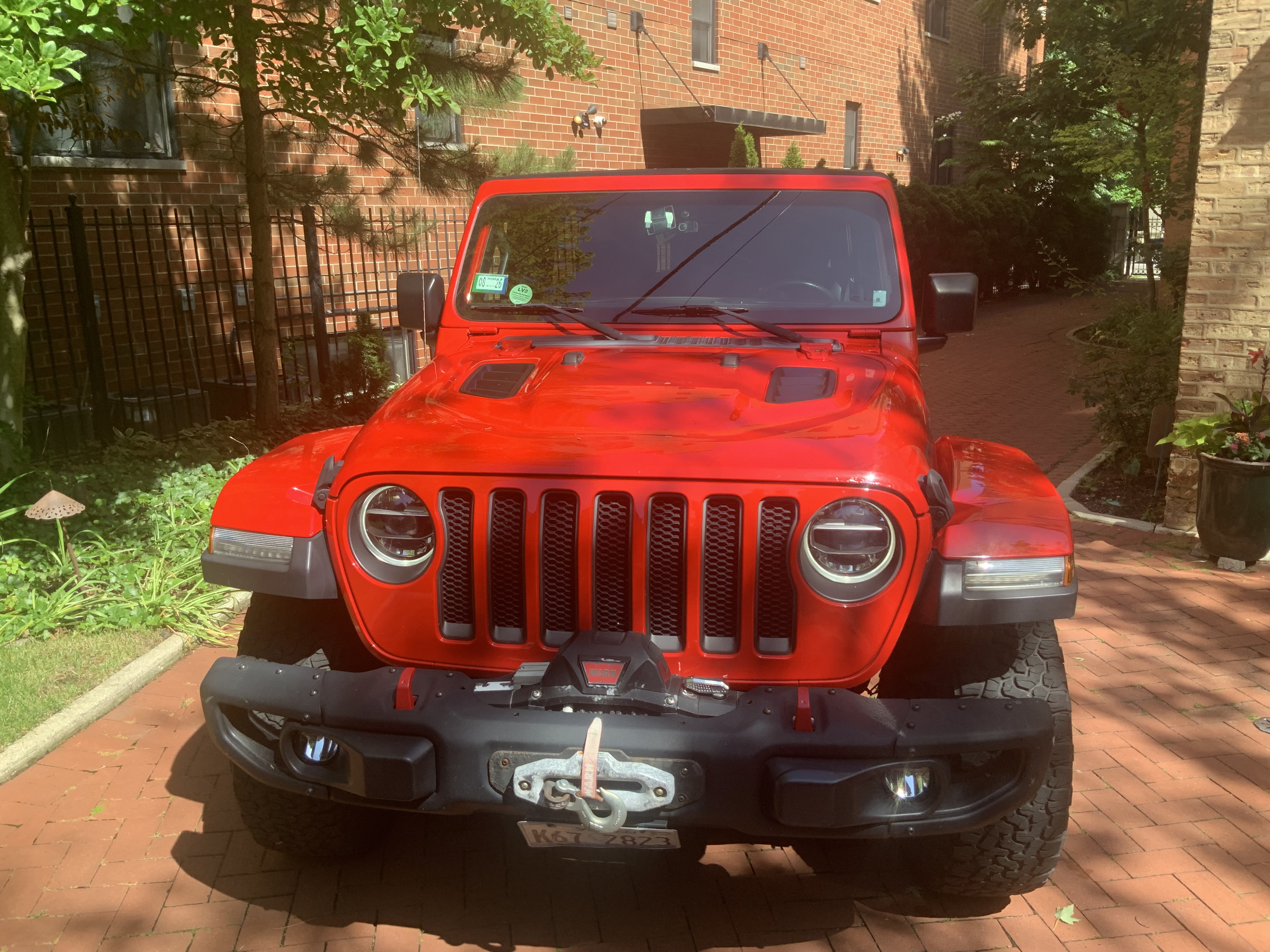 Used 2018 Jeep Wrangler Unlimited Rubicon AWD/4WD image 2