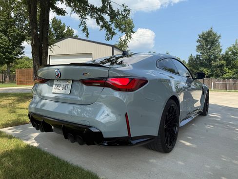 Used 2022 BMW M4 Coupe w/ Executive Package RWD image 6