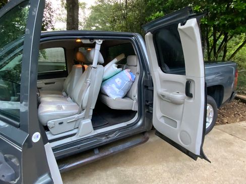 Used 2011 Chevrolet Silverado 1500 LT w/ All-Star Edition RWD image 11