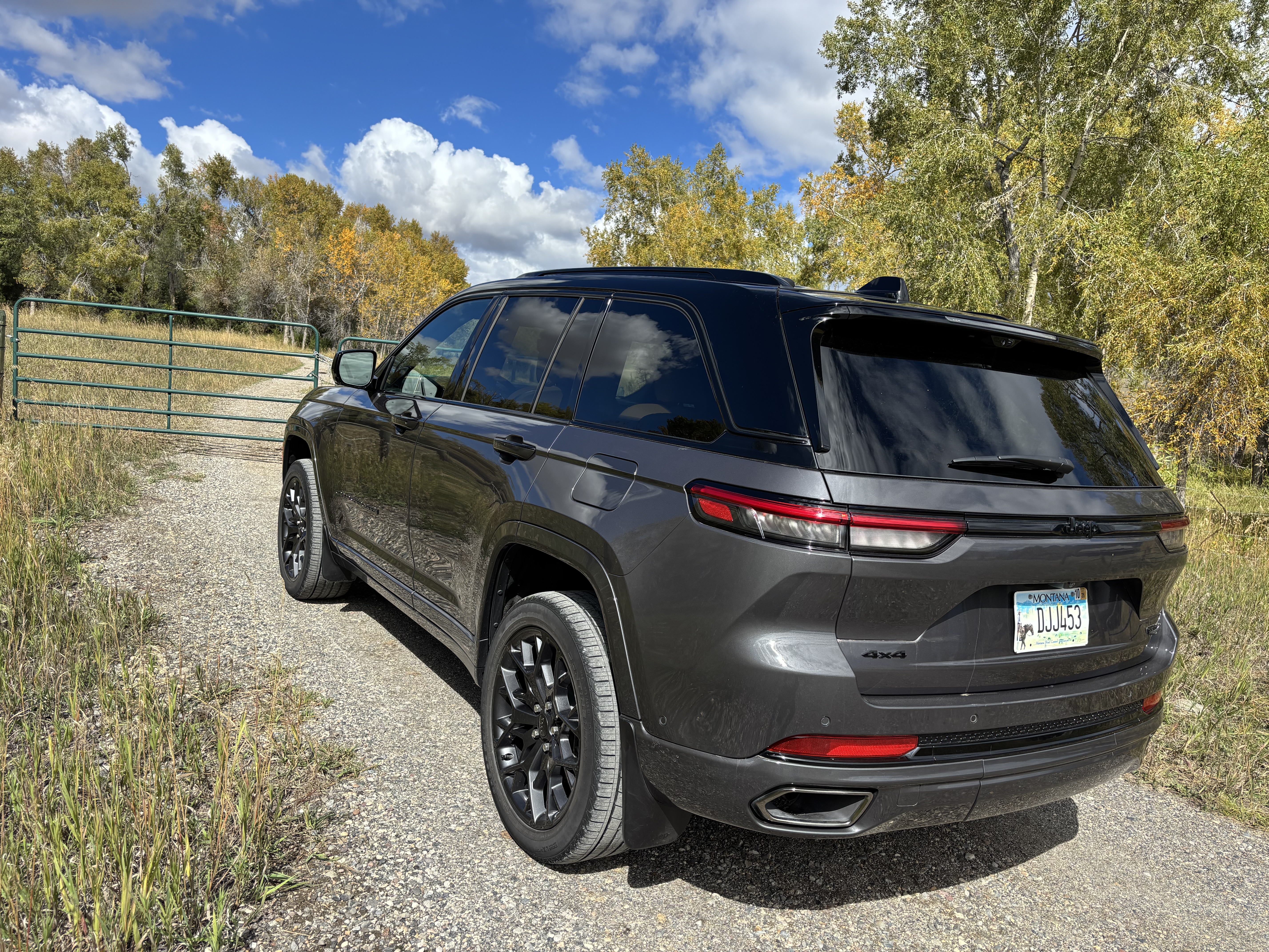 Used 2025 Jeep Grand Cherokee Summit w/ Adv Protech Group IV AWD/4WD image 6
