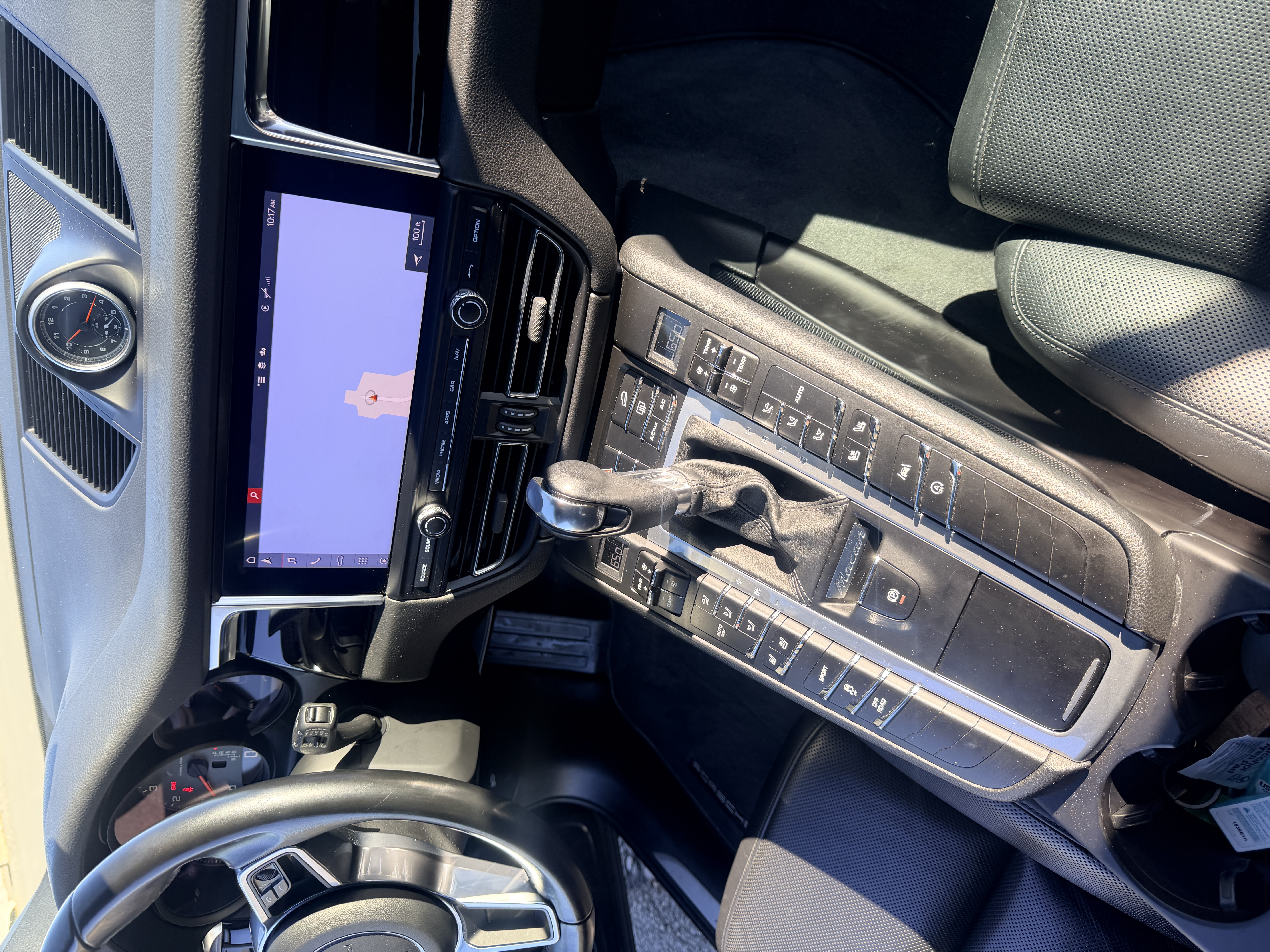 Used 2020 Porsche Macan S AWD/4WD image 19
