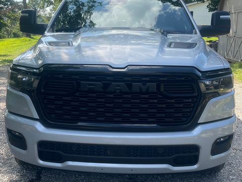 Used 2026 RAM 1500 Big Horn AWD/4WD image 4